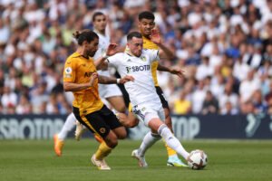 'Playing a lot better' - Ian Wright praises Gracia for Leeds attacker's recent form