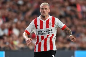 Leeds linked with PSV left-back Philipp Max